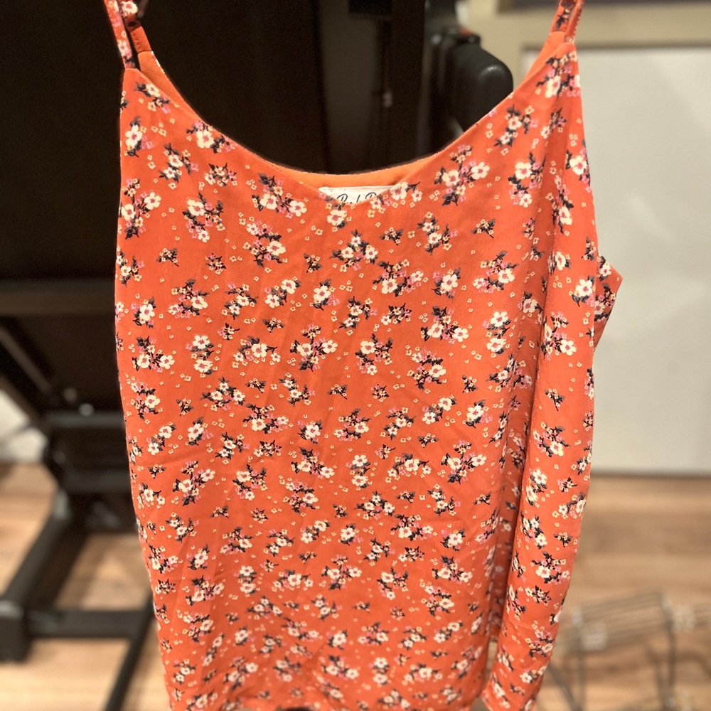 Women’s large orange/salmon spaghetti strap blouse…